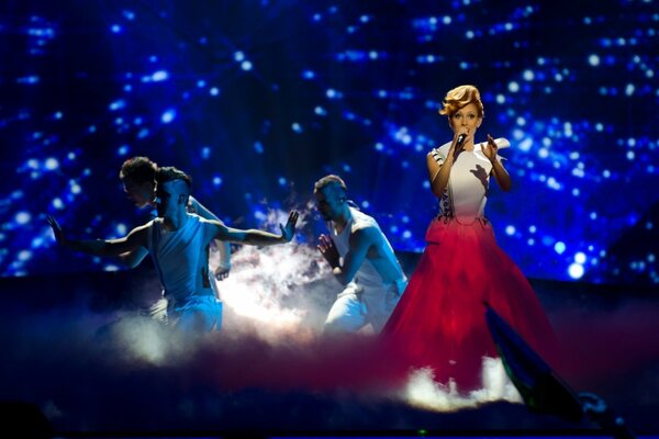 Sängerin tritt beim Eurovision Song Contest auf