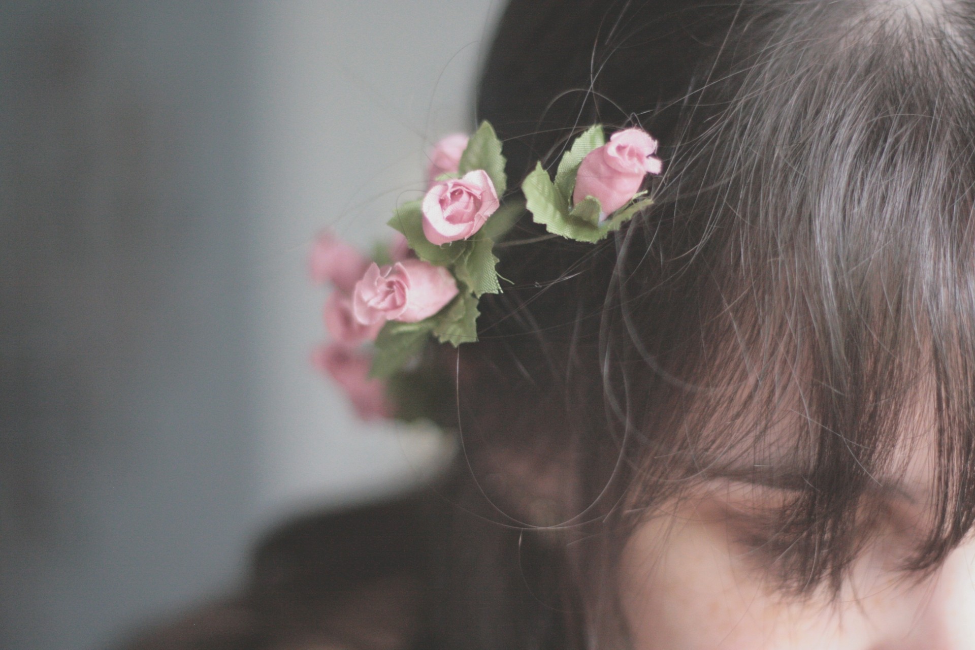 estado de ánimo chica flores cabello