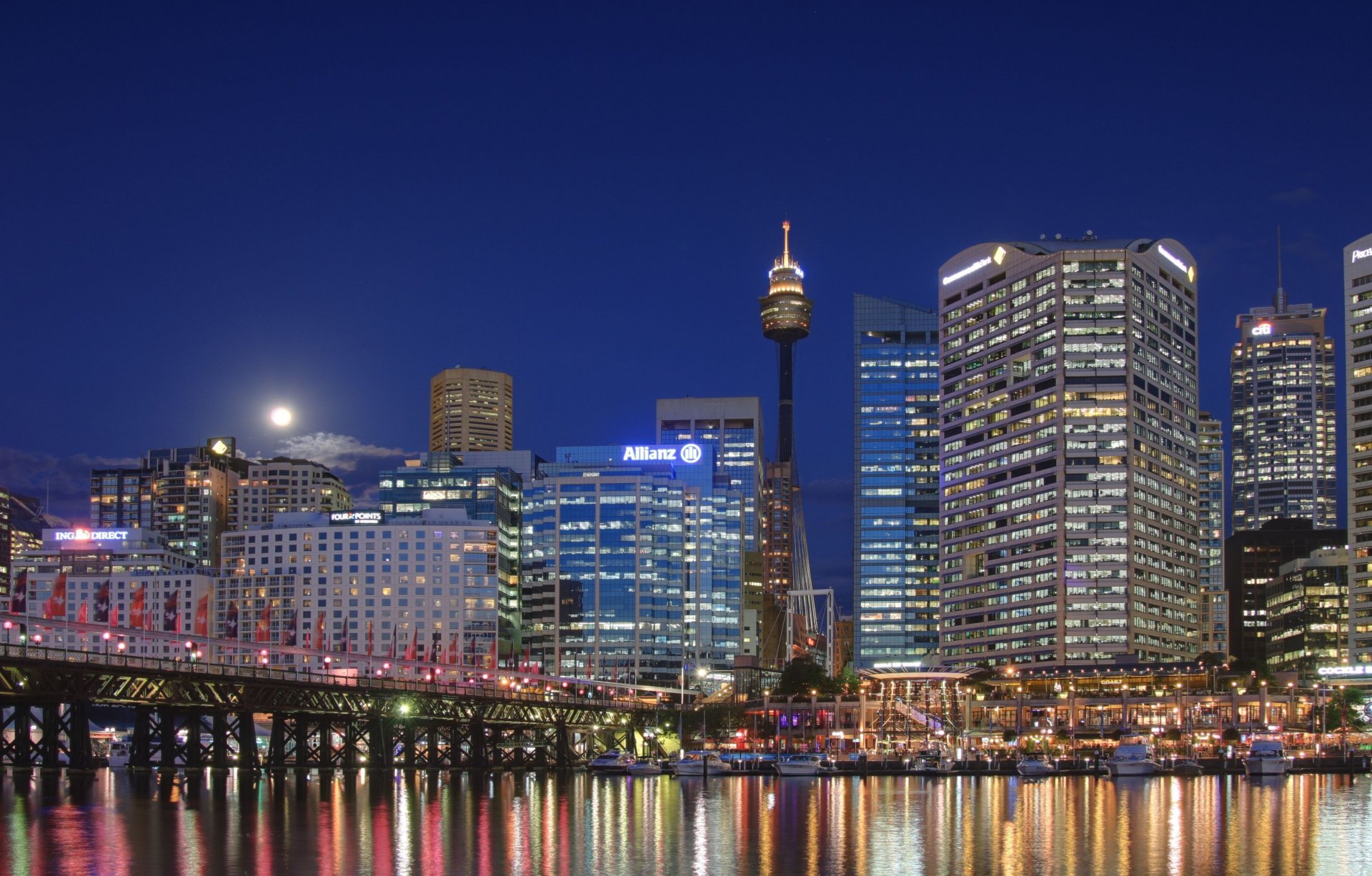 stadt sydney australien wolkenkratzer nacht in schön beleuchtung sydney fernsehturm auch bekannt als verstärkerturm oder central point tower