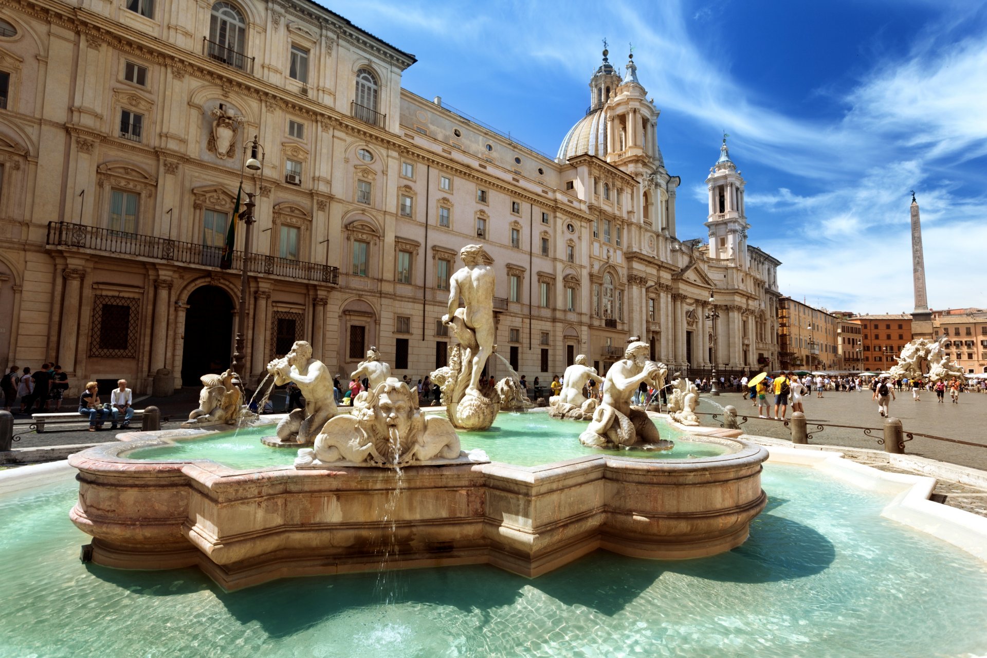 bazylika sant agnese w agone bazylika sant agnese w agone kościół piazza navona plac fontana del moro fontanna maura rzym włochy miasto architektura ludzie