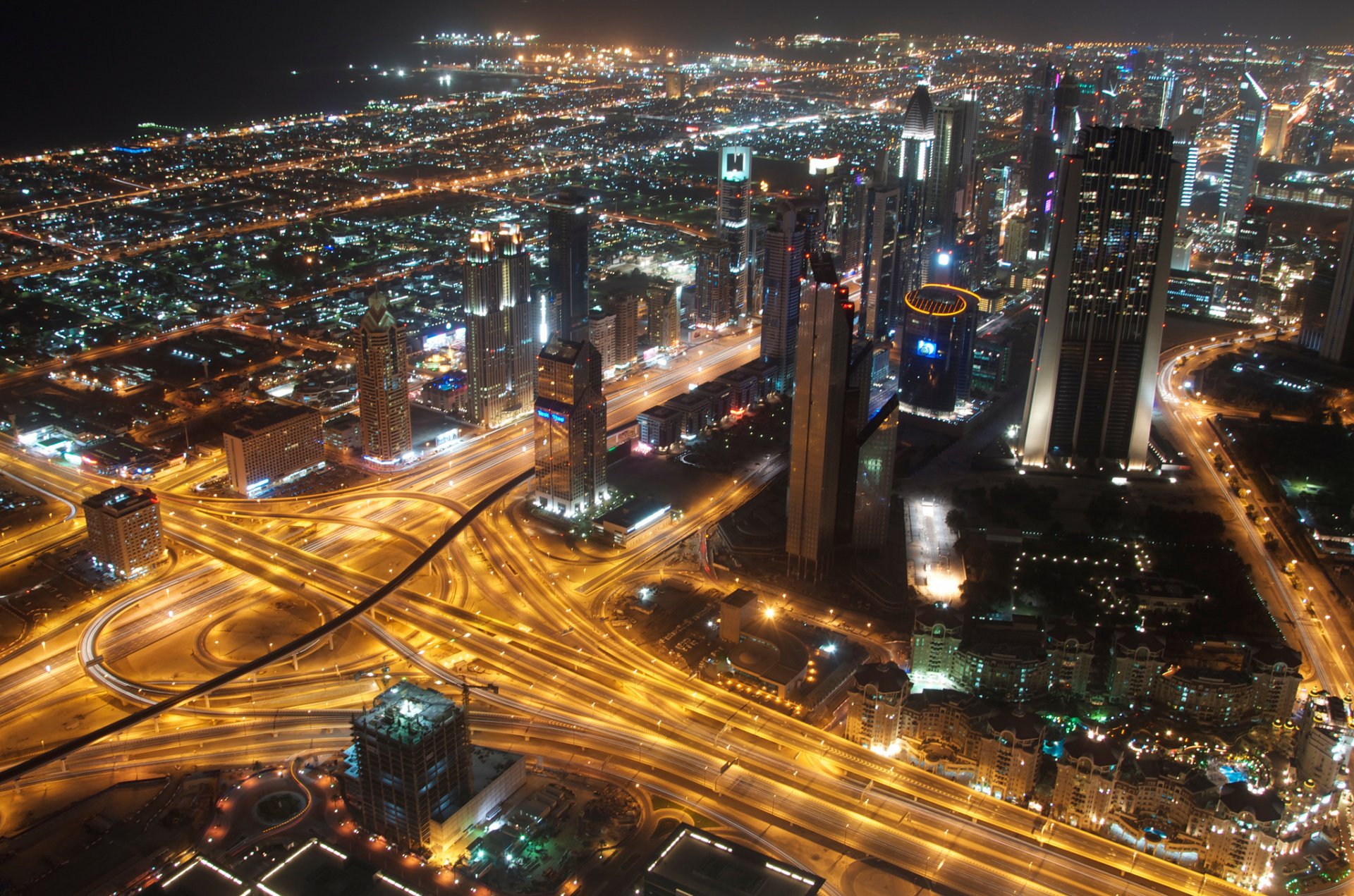 emirati arabi uniti emirati arabi uniti dubai città metropoli grattacieli case edifici notte illuminazione luci strada traffico esposizione