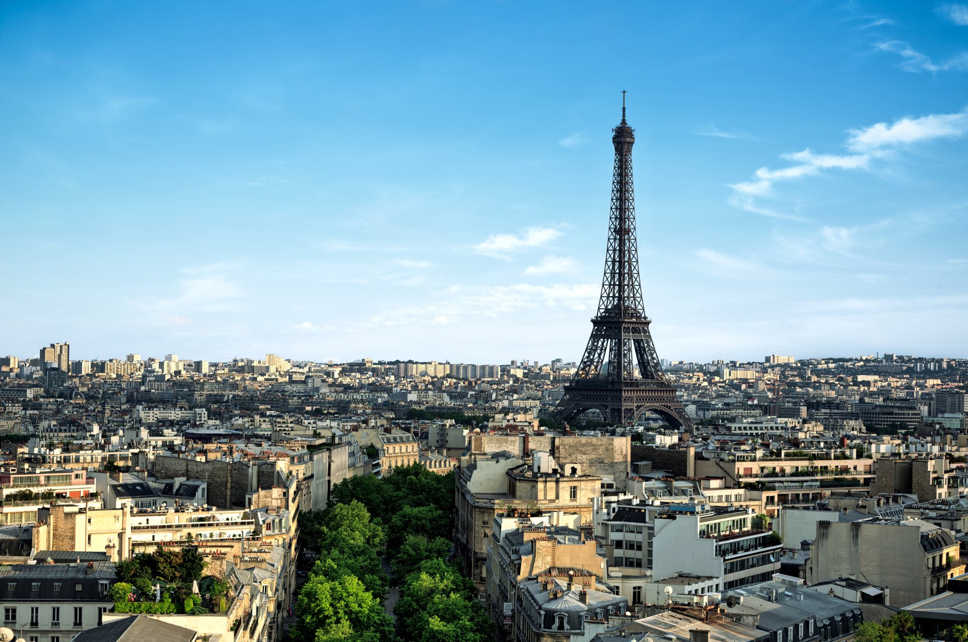 parís francia la tour eiffel torre eiffel ciudad panorama mañana árboles casas edificios arquitectura