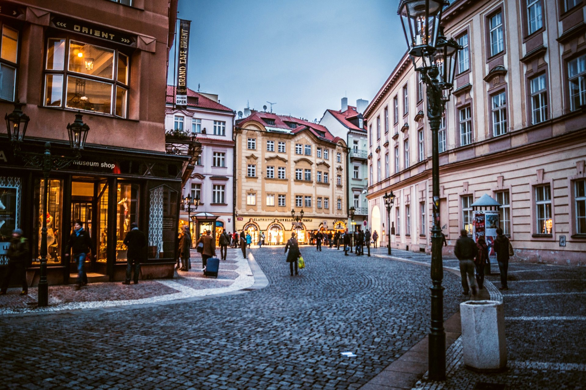 prague praha czech česká republika staré město czech republic town stare mesto night house buildings people shops lamps paving