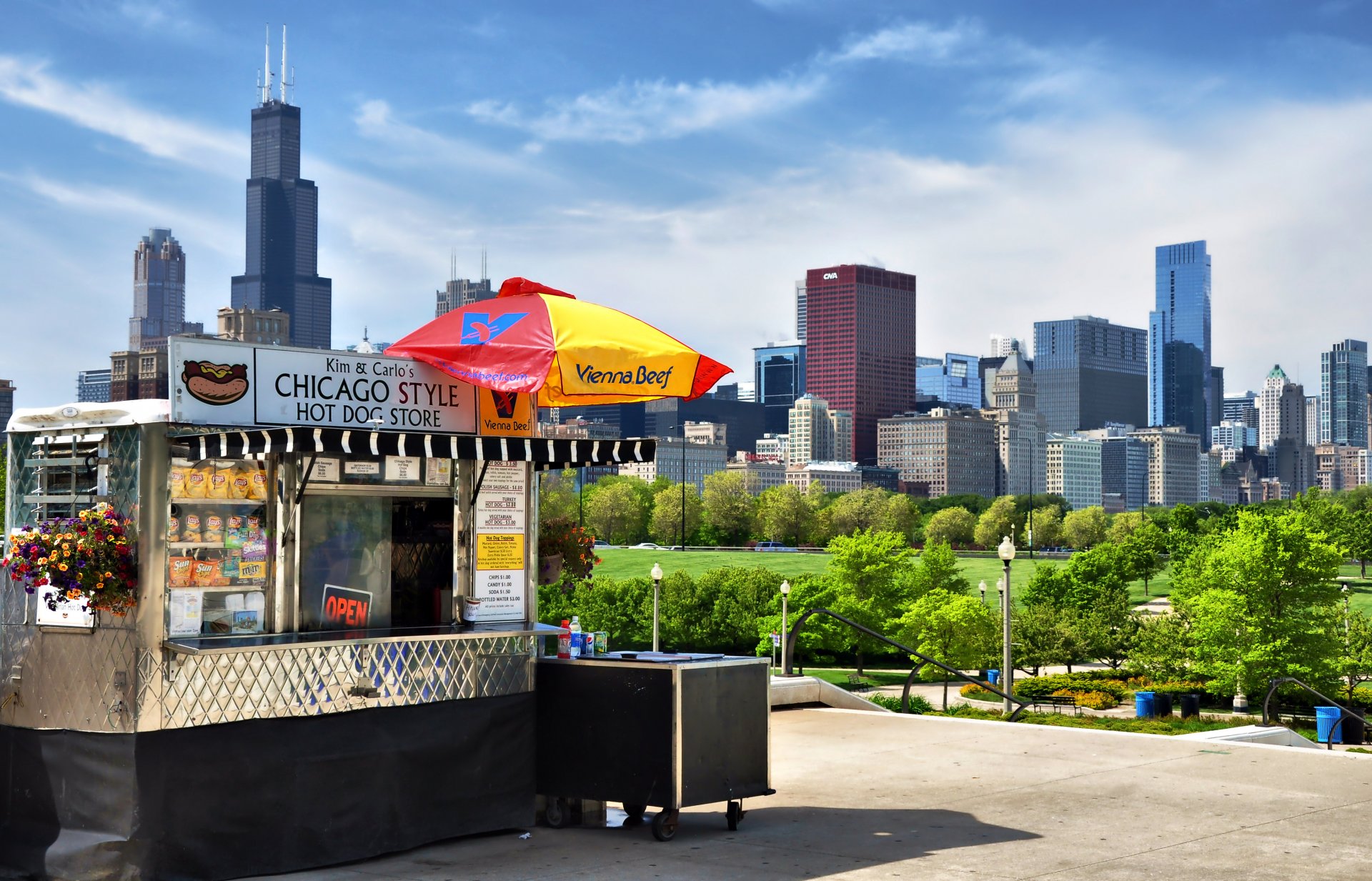 chicago usa town park bistro skyscraper