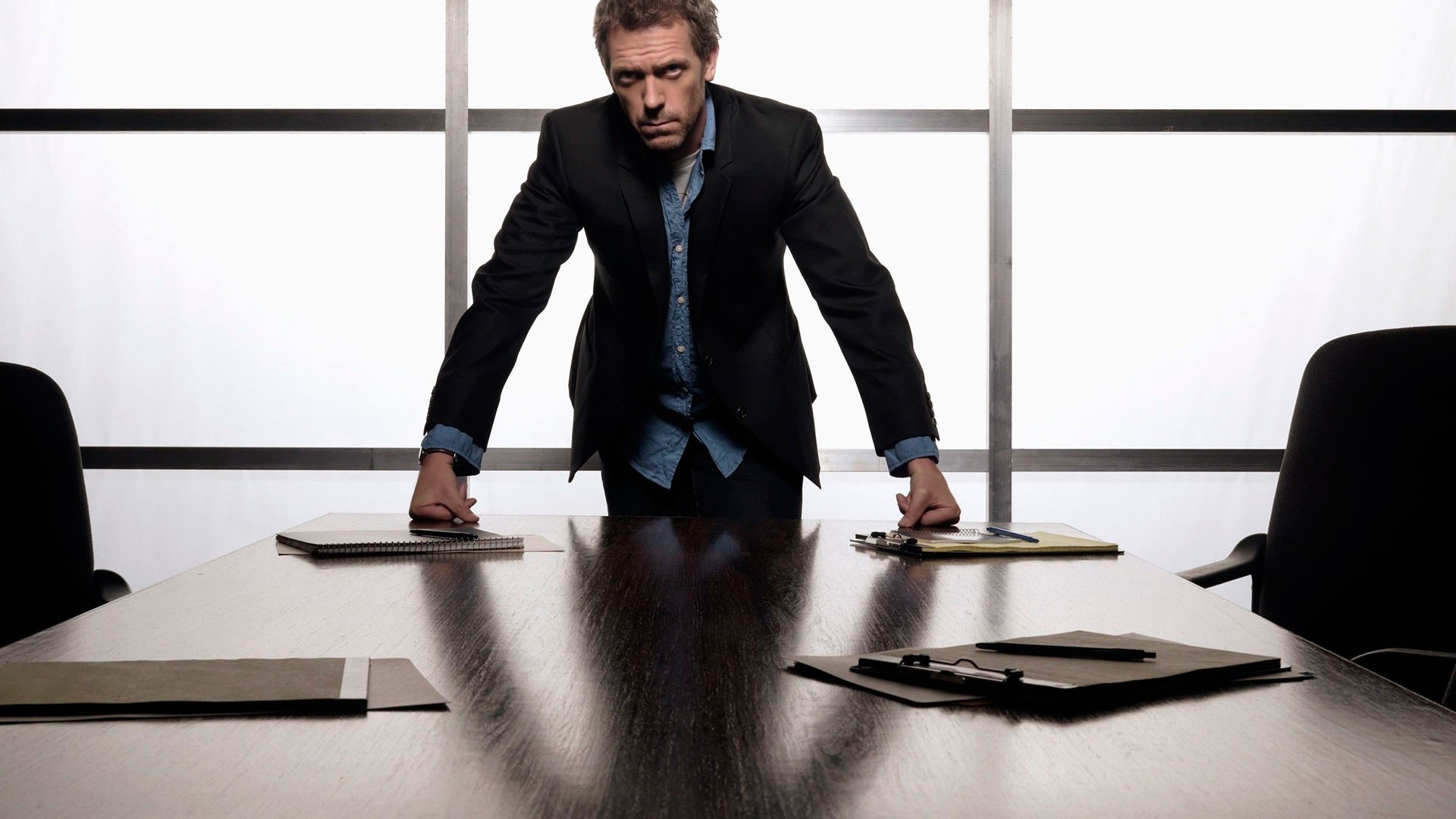 hugh laurie dr. house attore