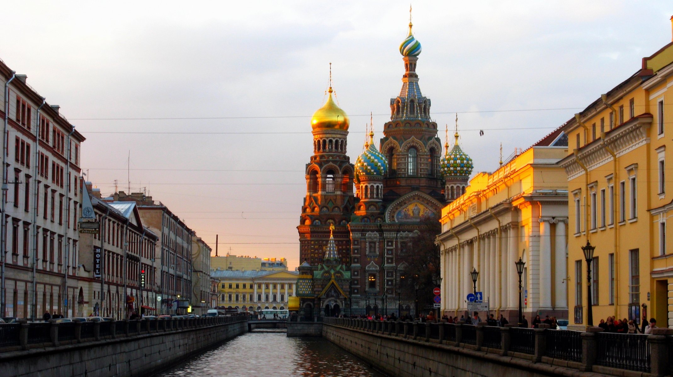 t. petersburg peter russia embankment boat river house buildings church of the savior on the blood