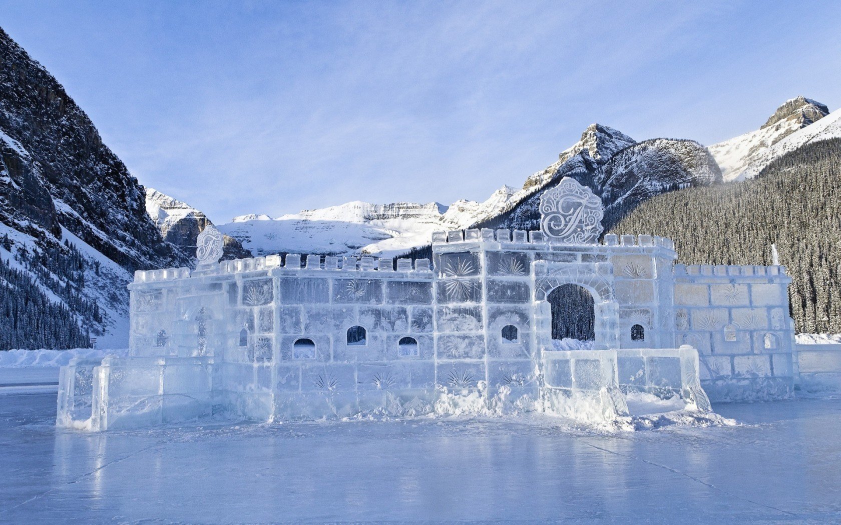 castillo de hielo cielo montañas