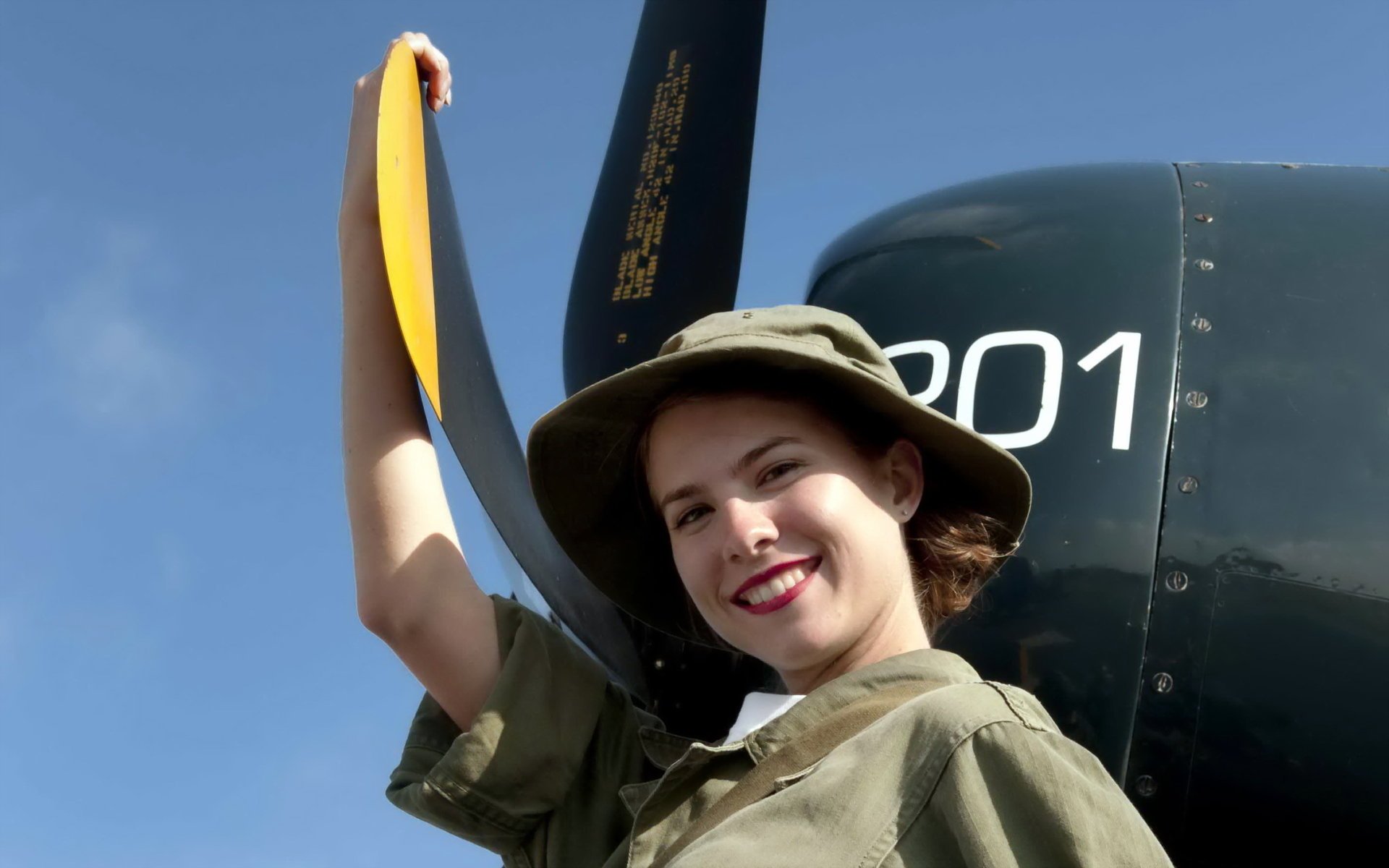 the plane aviation girl