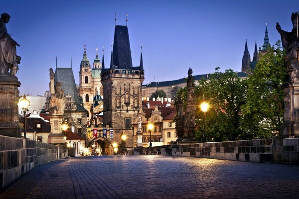 The gathering dusk on the Charles Bridge in Prague