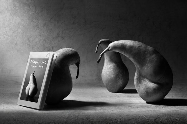 Pears as an allegory for the family - son, father and mother