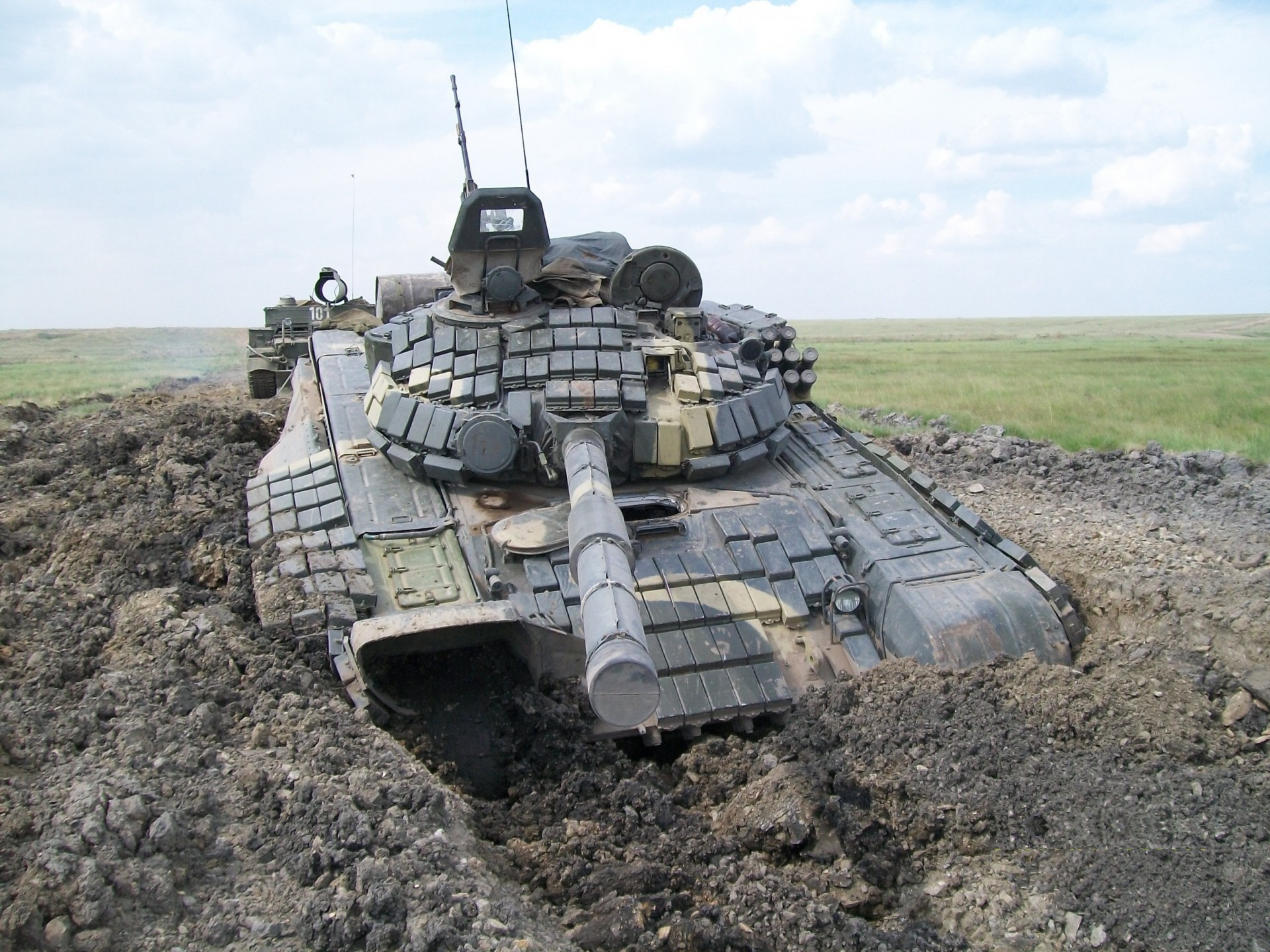 campo rusia t - 72 b hierba tanque