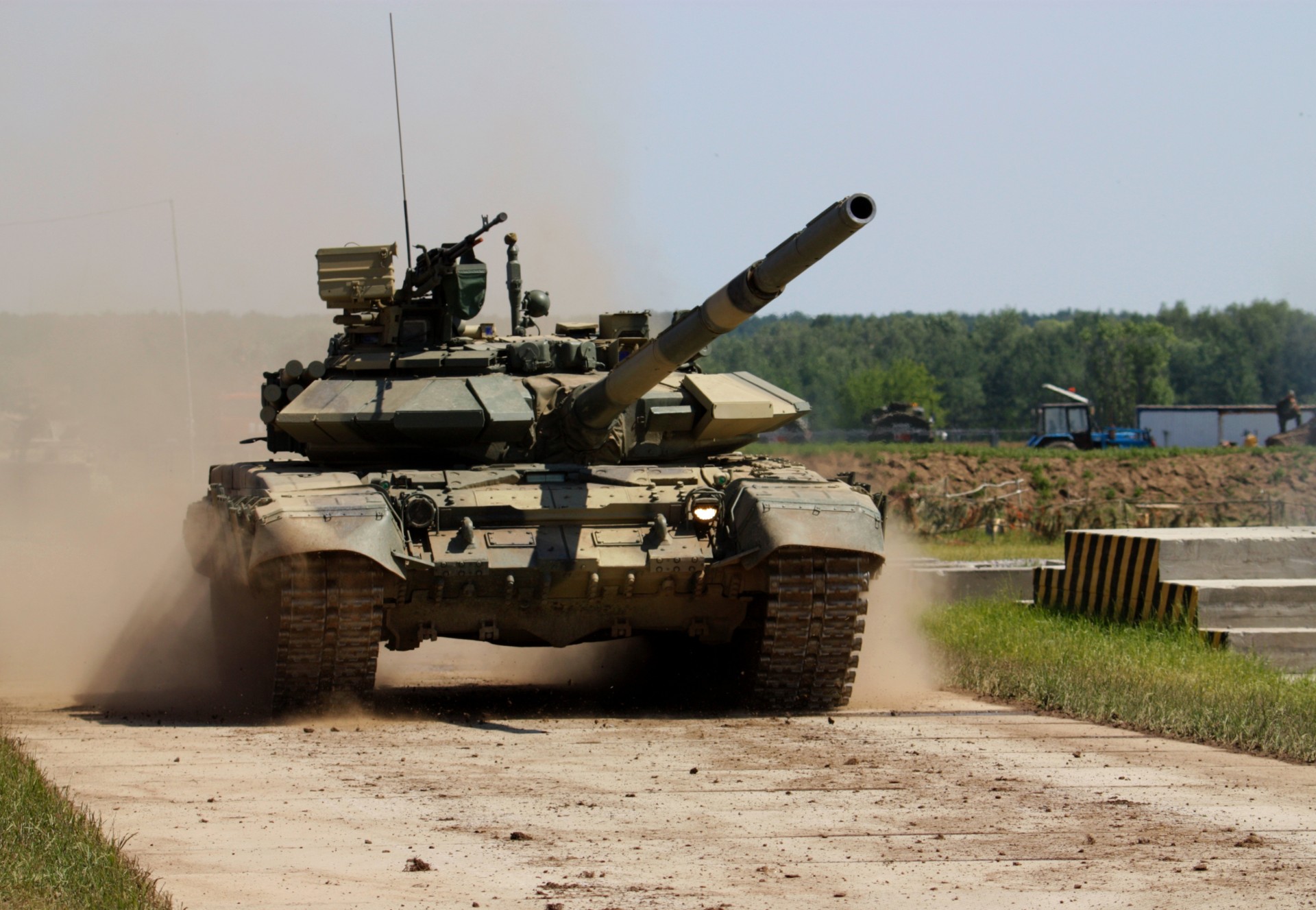 russia military equipment tank t-90 c