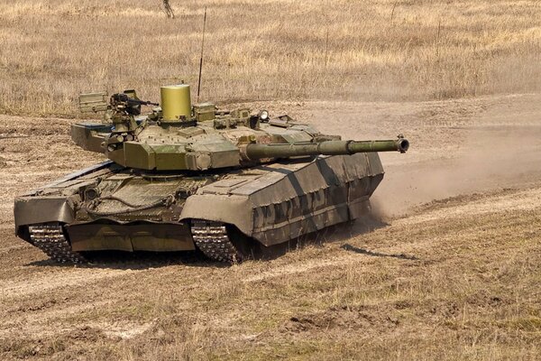 Prueba del tanque en el campo de espiga