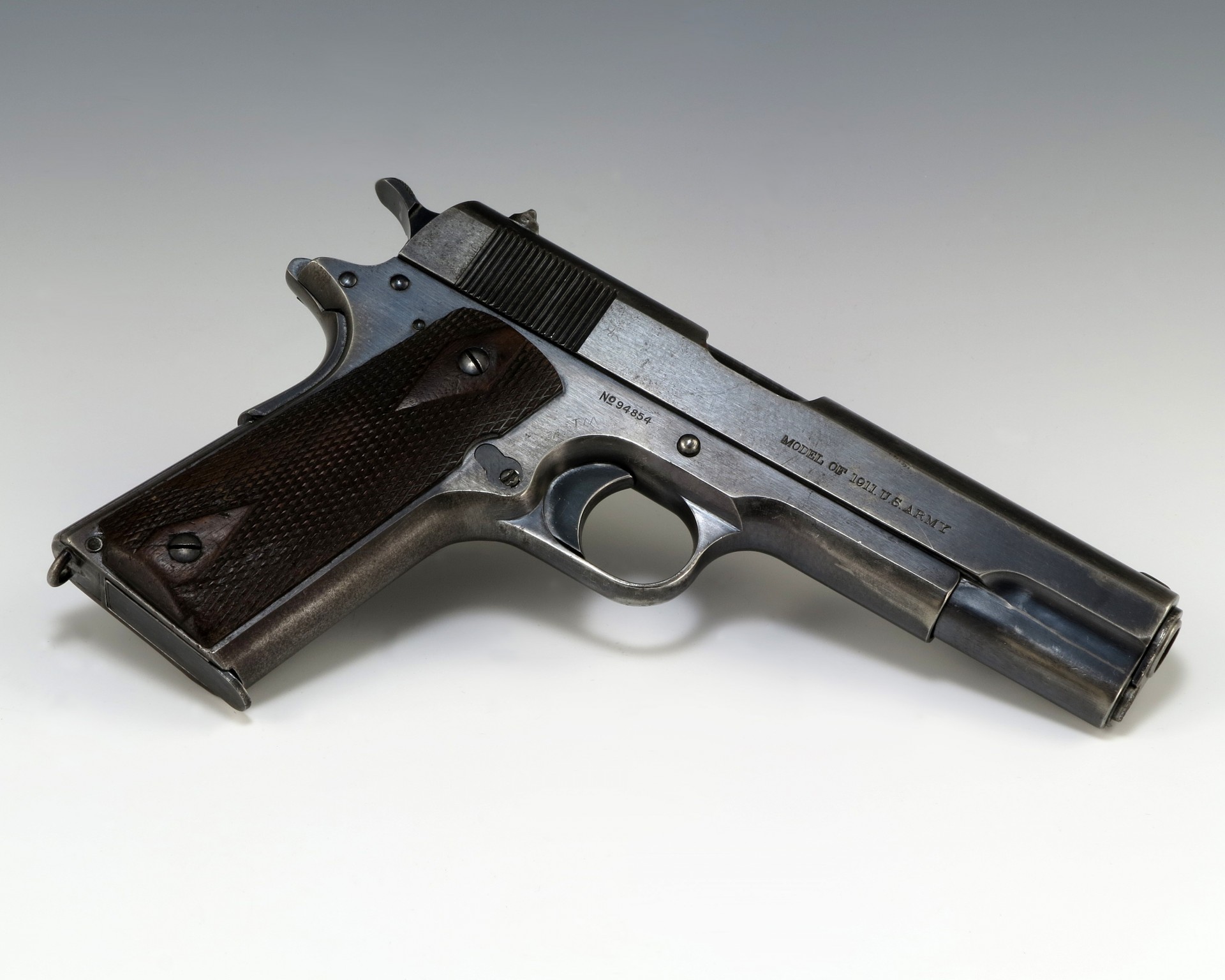 pistolet poulain 45acp mois m1911