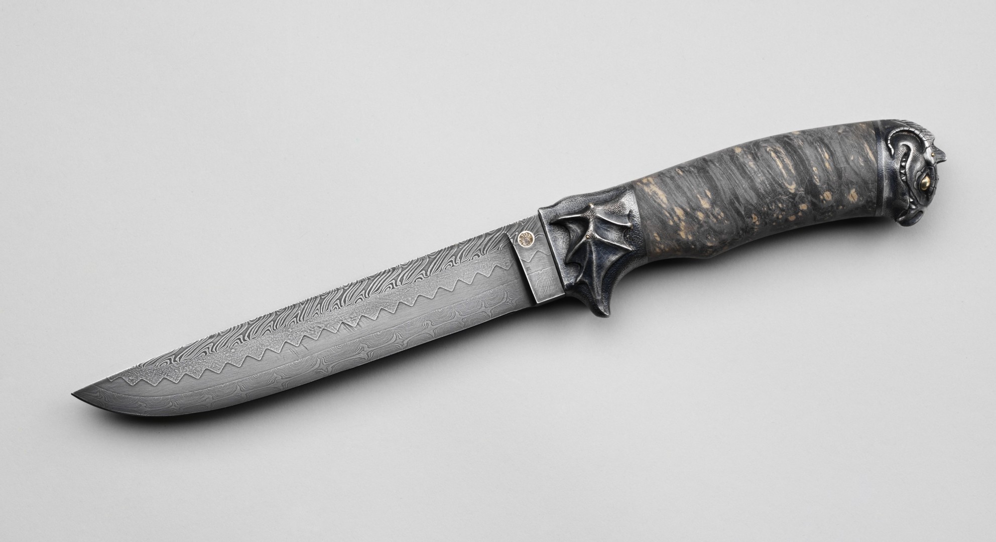 damascus steel weapon knife pattern