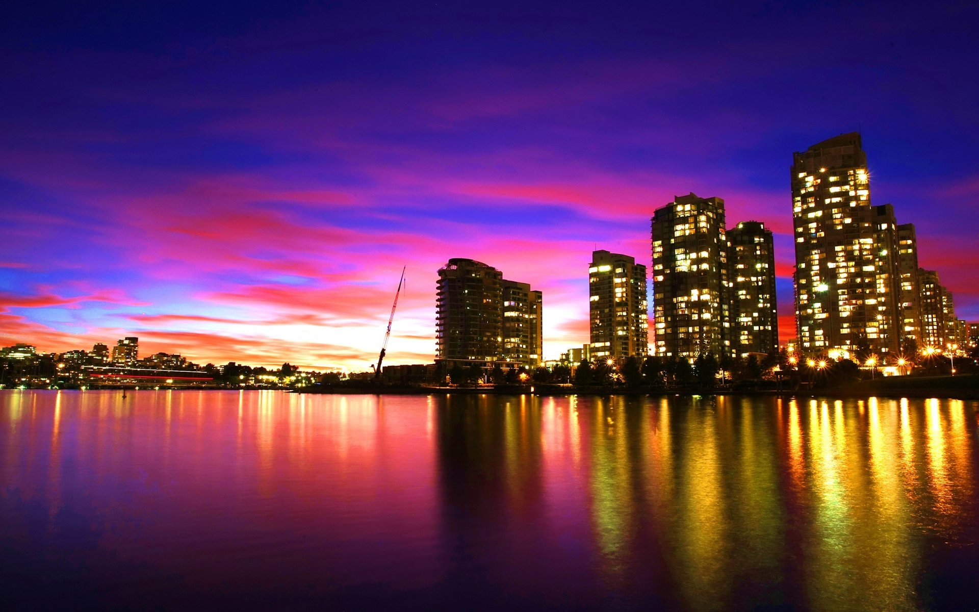 ville vancouver coucher de soleil violet eau mer réflexion nuage ciel