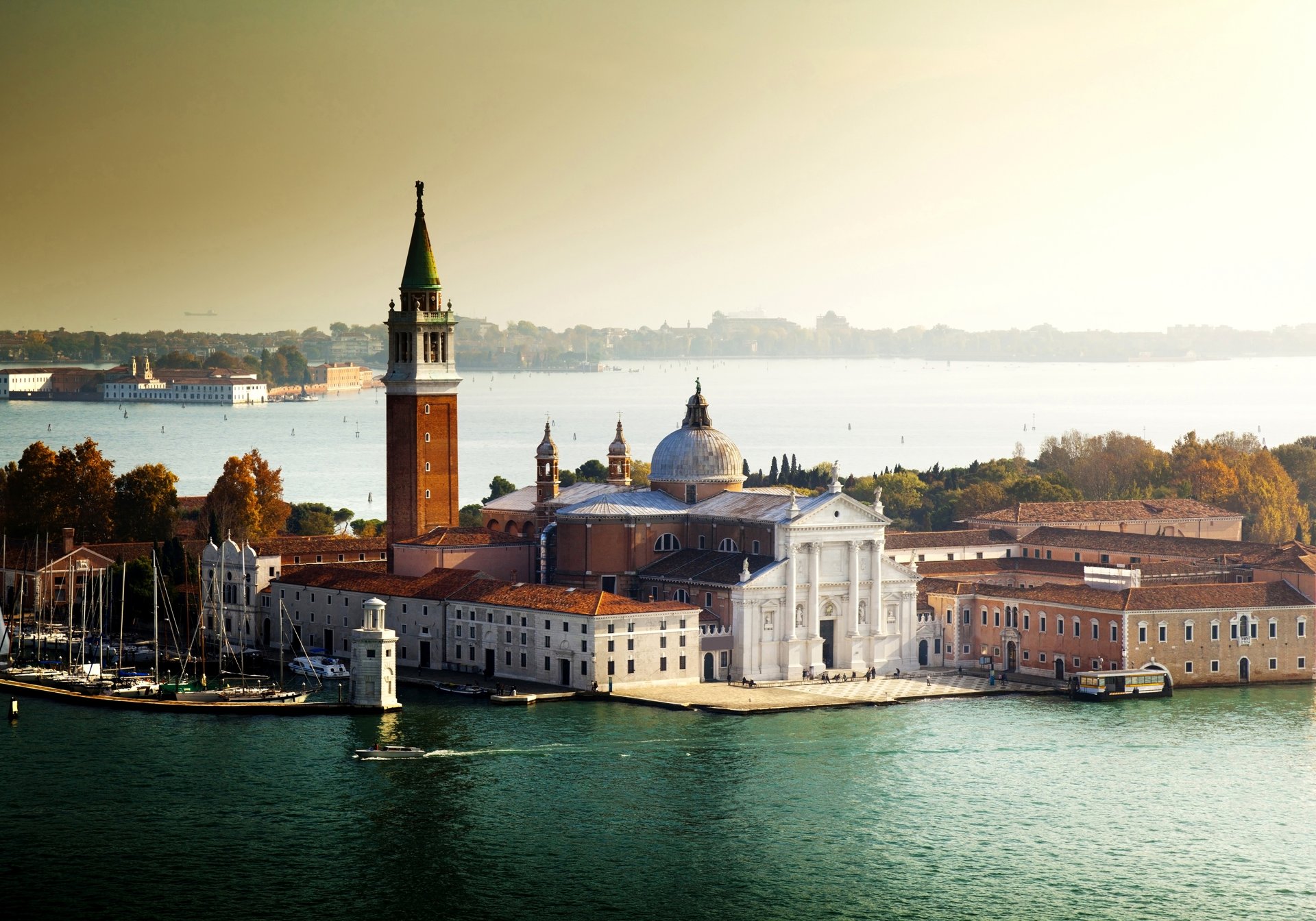 venezia italia città acqua architettura mare barche edifici alberi