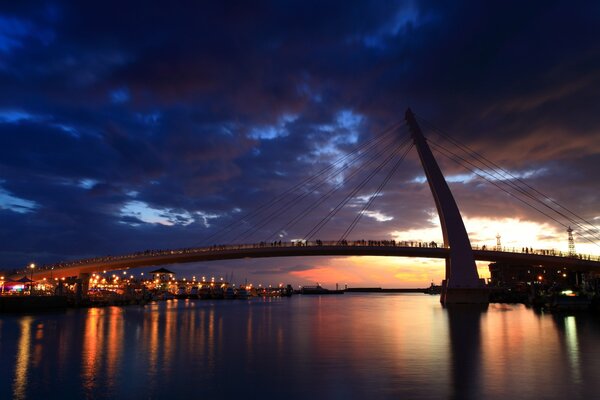 Taipei river bridge on the background of the night sky