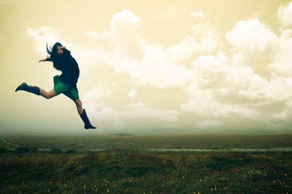 Saut en vol dans une belle Prairie