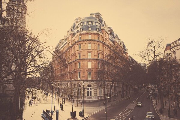 A hotel in England picture