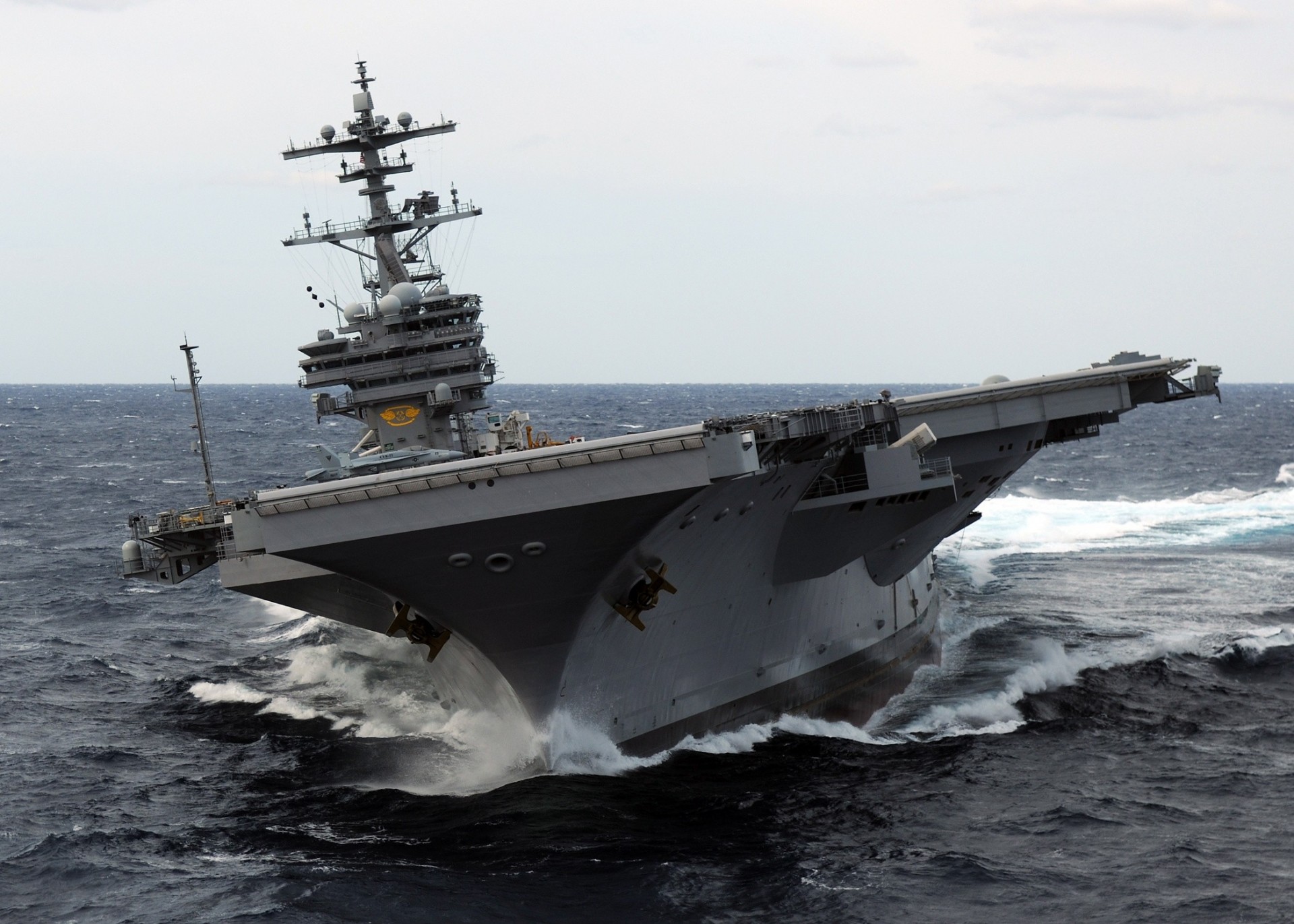 cvn-77 uss porte-avions george