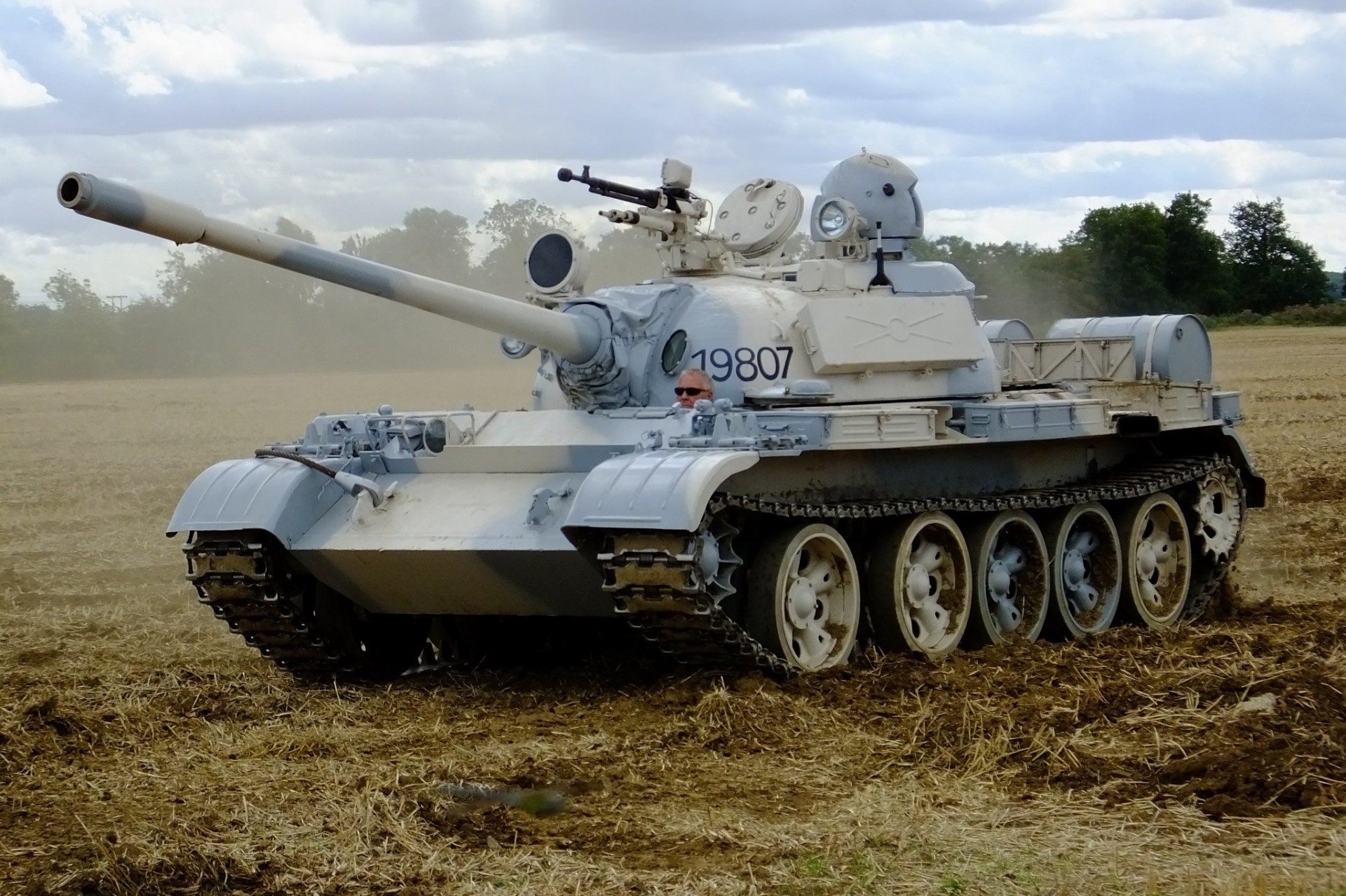 moyen t-55 réservoir soviétique