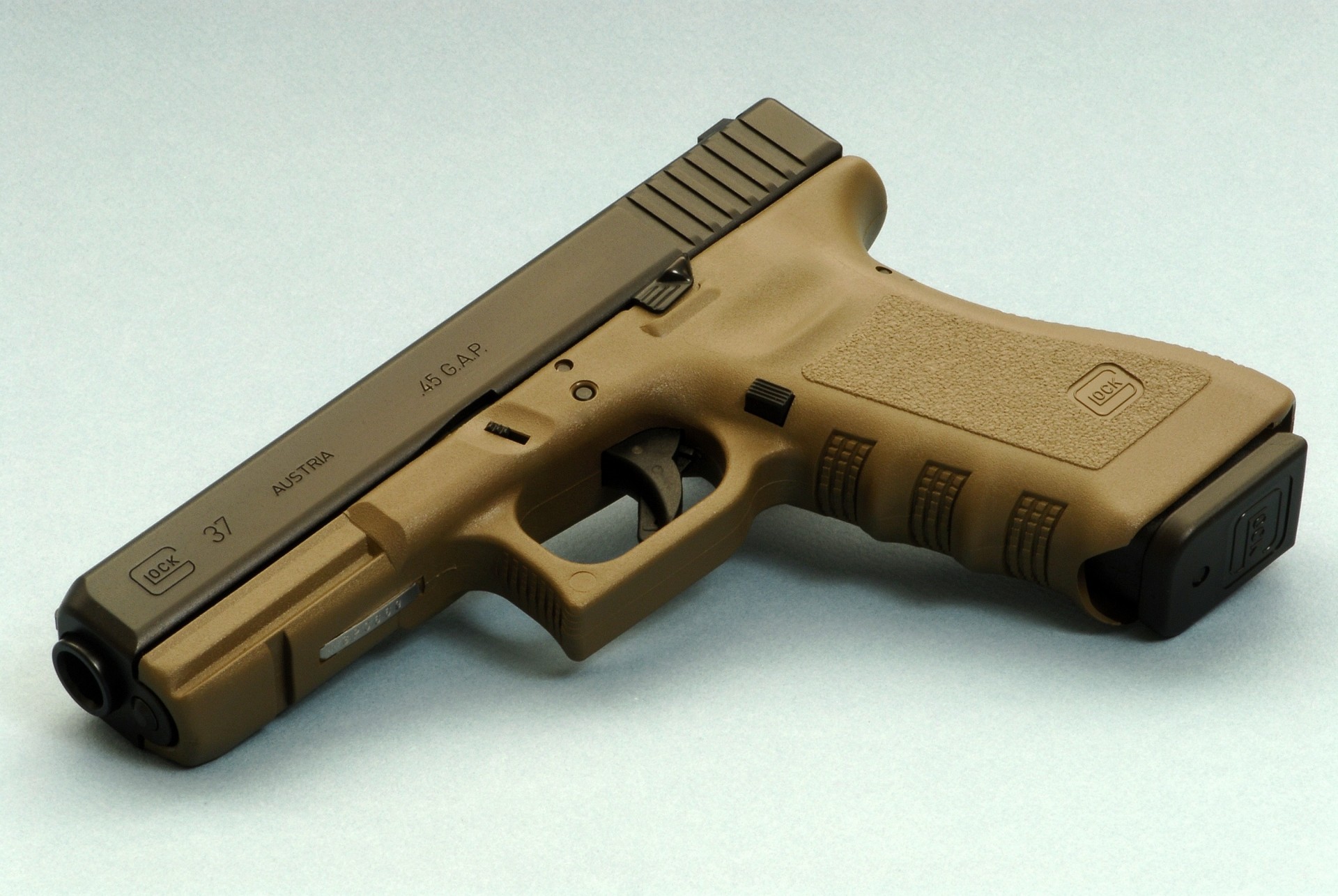 weapon year wallpaper 37od hallstatt body glock austria