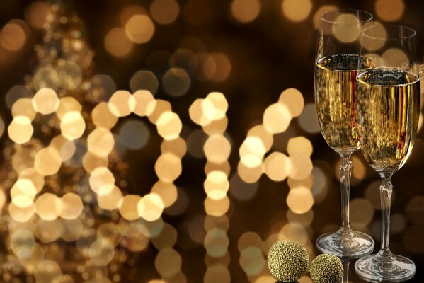 Champagne festif pour la nouvelle année 2014