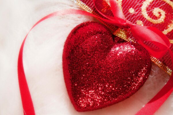 Weihnachtsbaum Spielzeug - rotes Herz in Pailletten