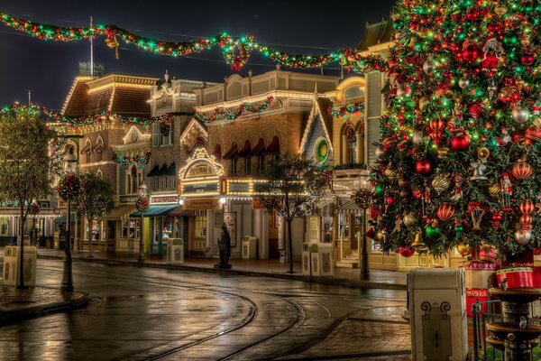 Rue décorée avec des lanternes pour le nouvel an