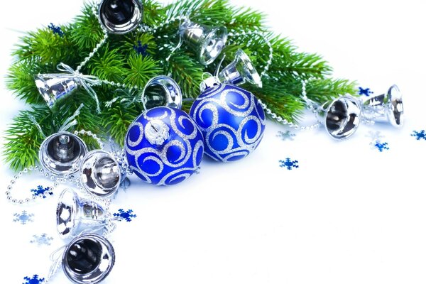 Tinsel and Christmas tree toys