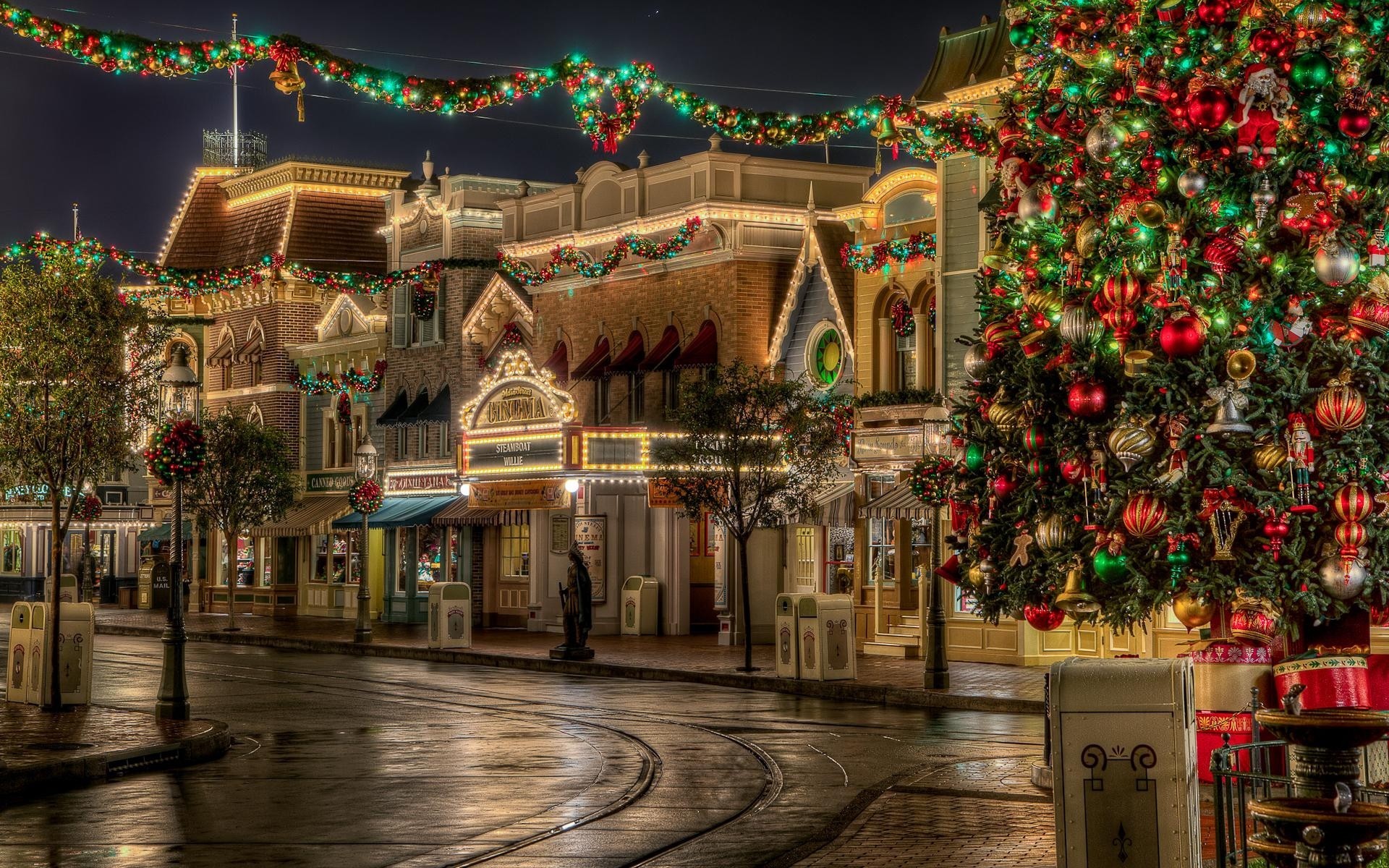 árbol de navidad calle saludos todos ciudad bolas feliz año nuevo