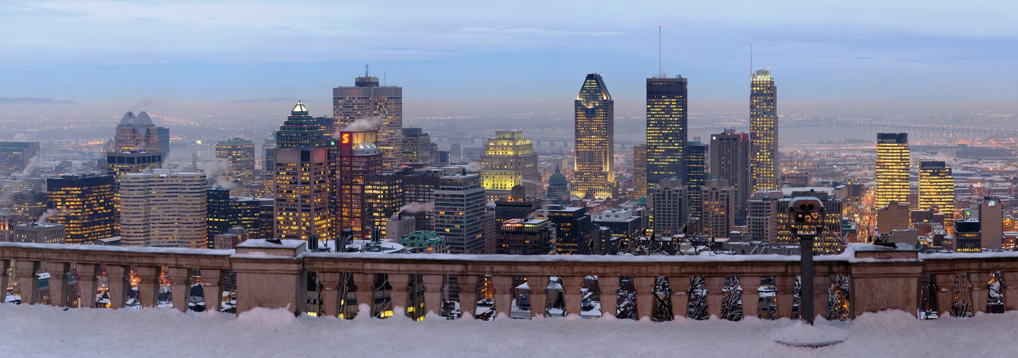 montreal miasto panorama zima wieżowce drapacze chmur kanada