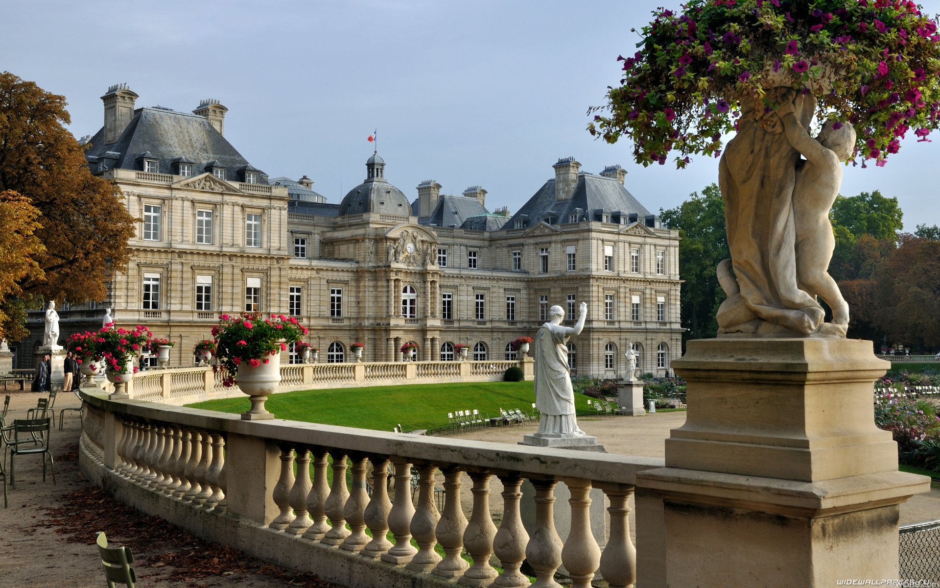 france château parc arbres fleurs