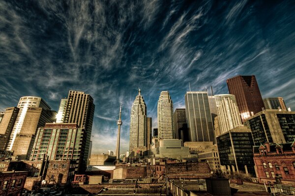 Bellissimo cielo sopra Toronto Canadese