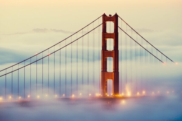 Apagan luces en San Francisco por mala visibilidad