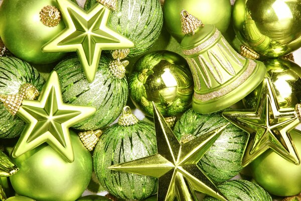 Decorazioni natalizie per albero di Natale verde