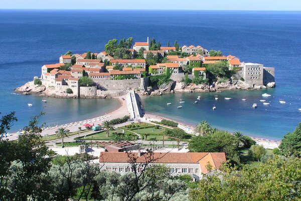 Hotel in Montenegro on the seashore