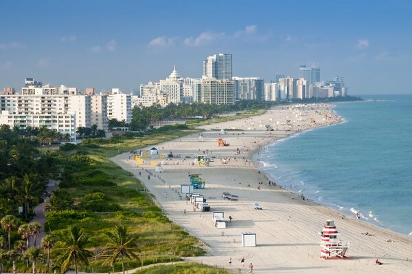 Morning on the city beach in Miami