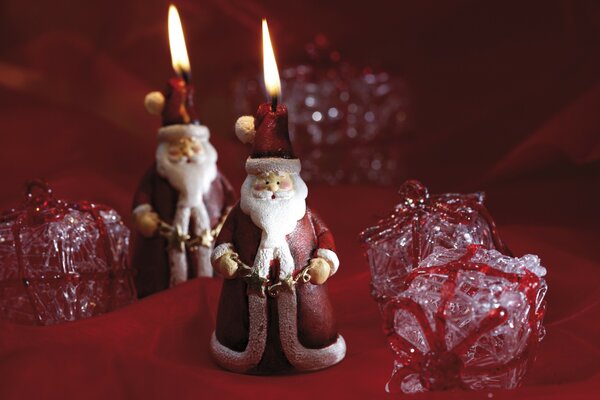 Velas en forma de papá Noel