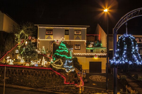 Germany welcomes Christmas with a festive light