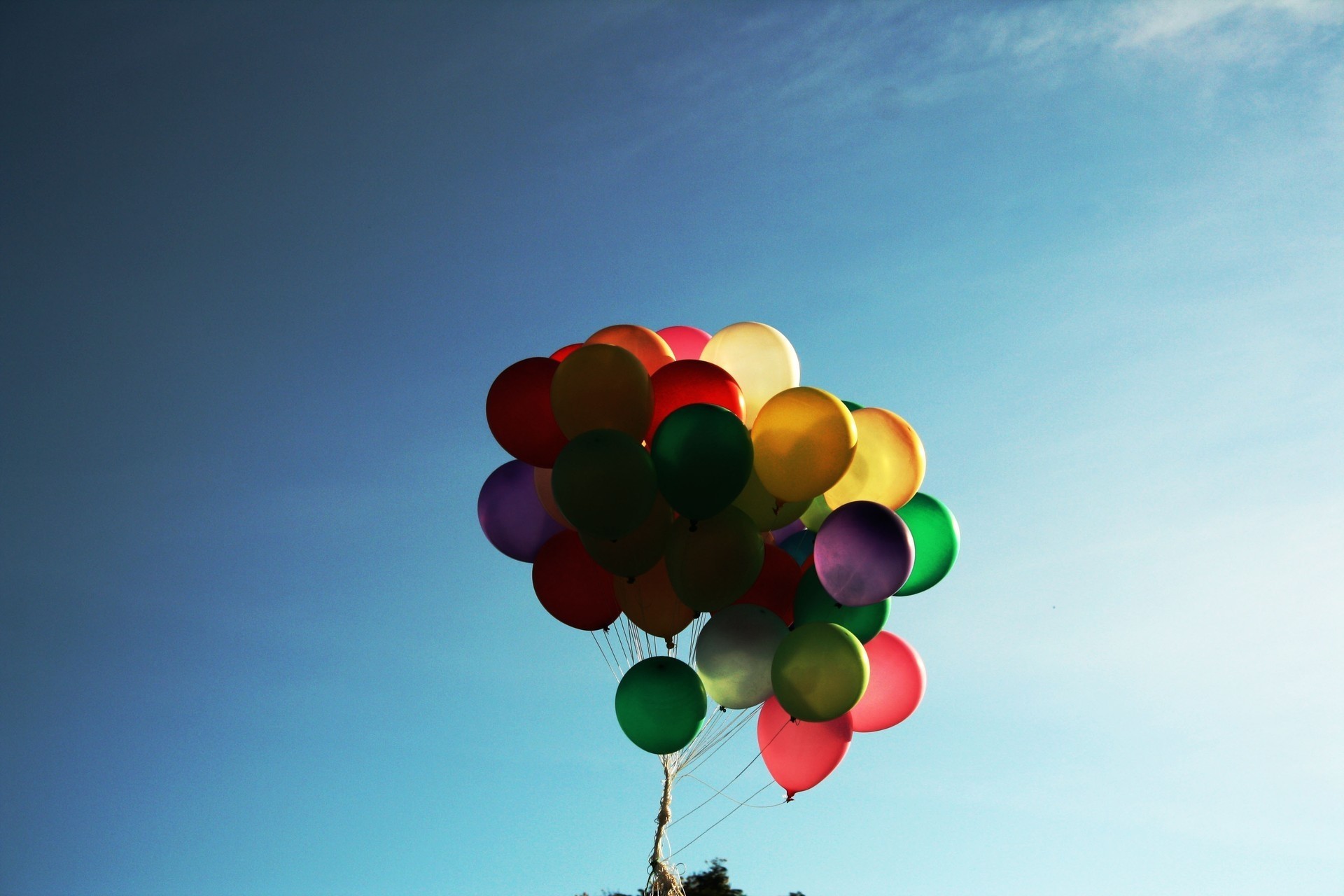 himmel bunt ballon