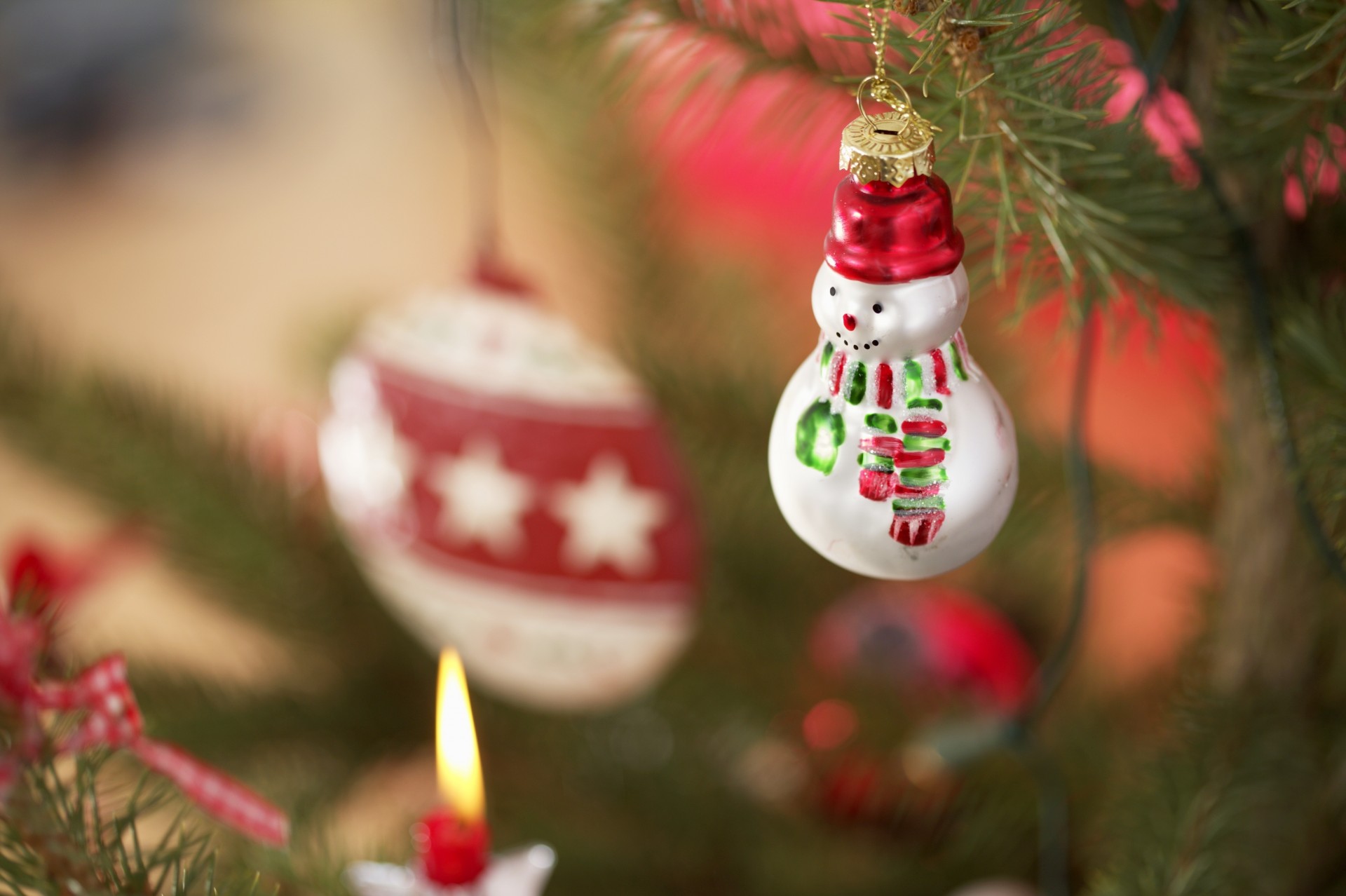 albero di natale capodanno vacanze pupazzo di neve giocattoli decorazione carta da parati di natale