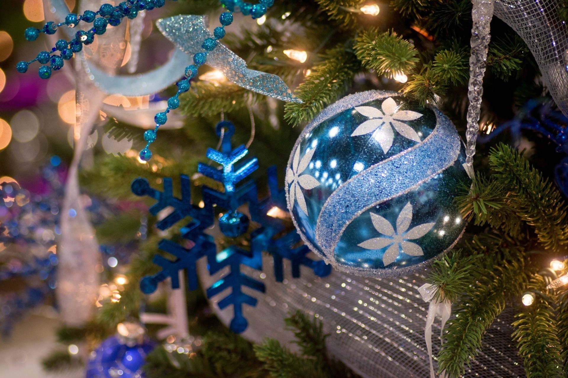 arbre de noël flocon de neige boule décoration