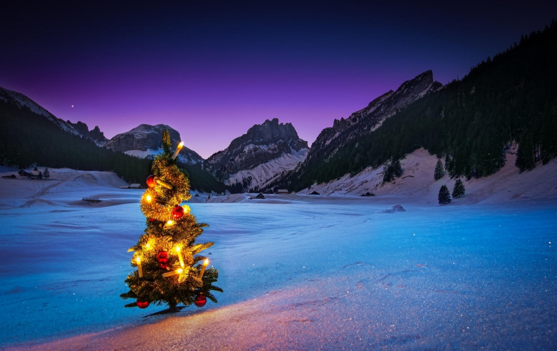 weihnachtsbaum nacht neujahr girlande schnee berge winter