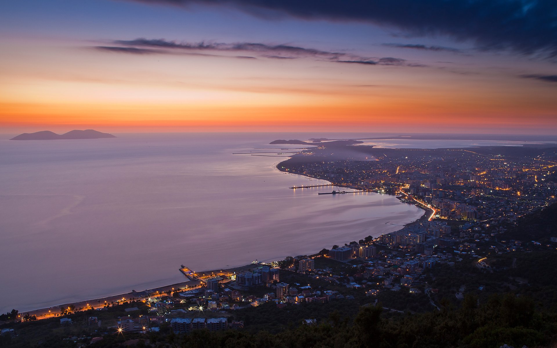 vlora albania night