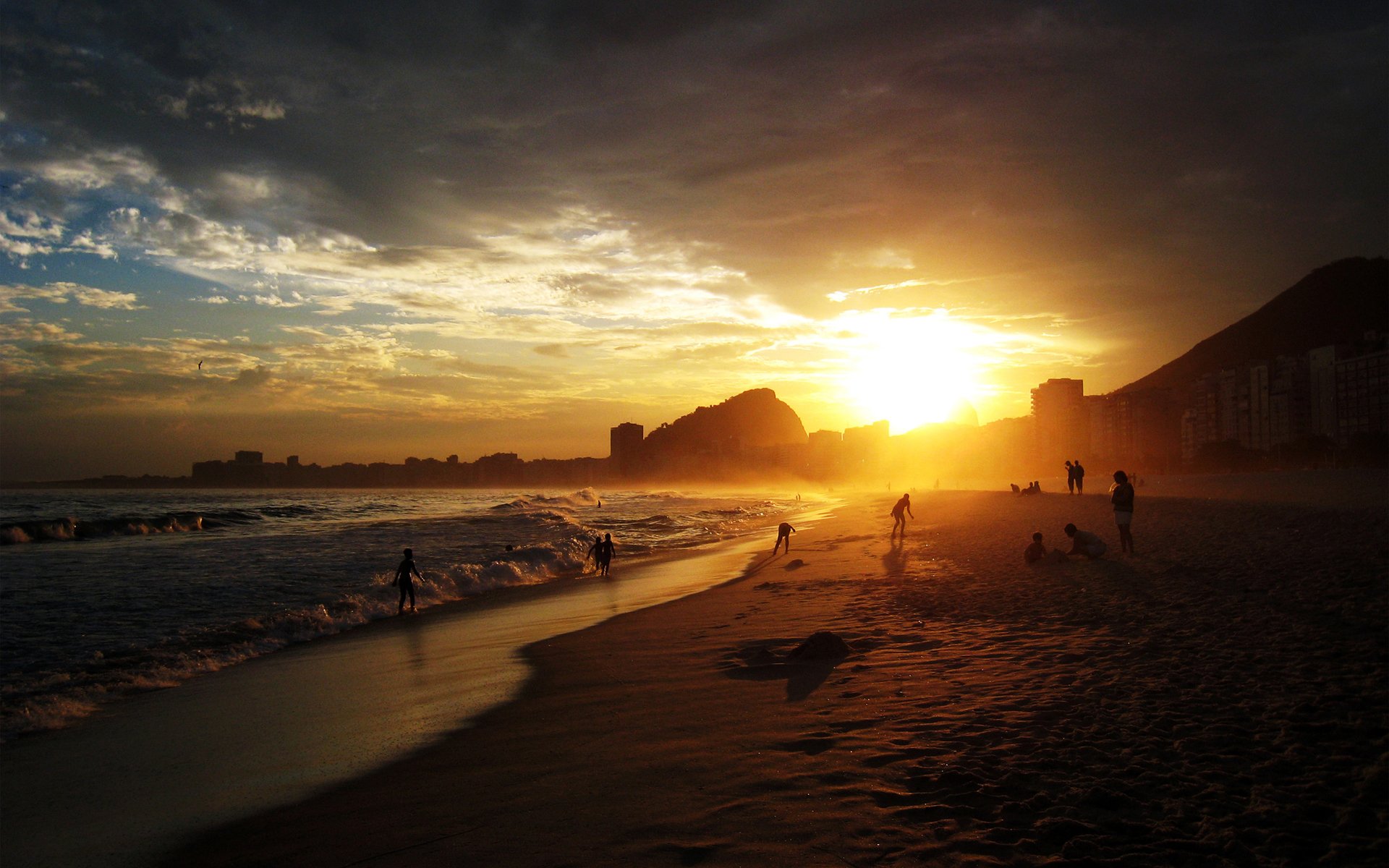 copacabana rio de janeiro beach sunset