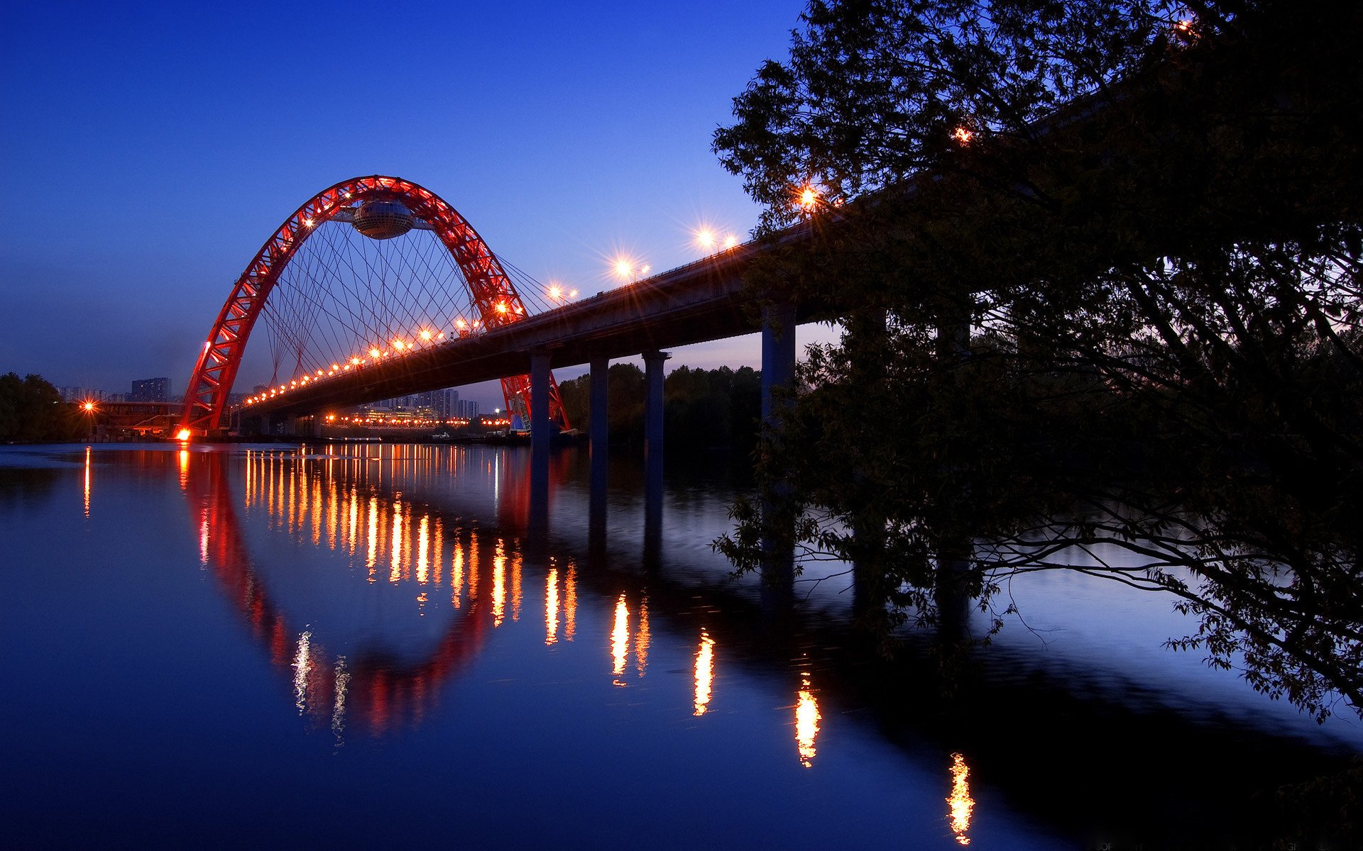 paysage ville ciel nuit ponts lumière lumières route éclairage arbres eau rivière vue lanternes rivière photo