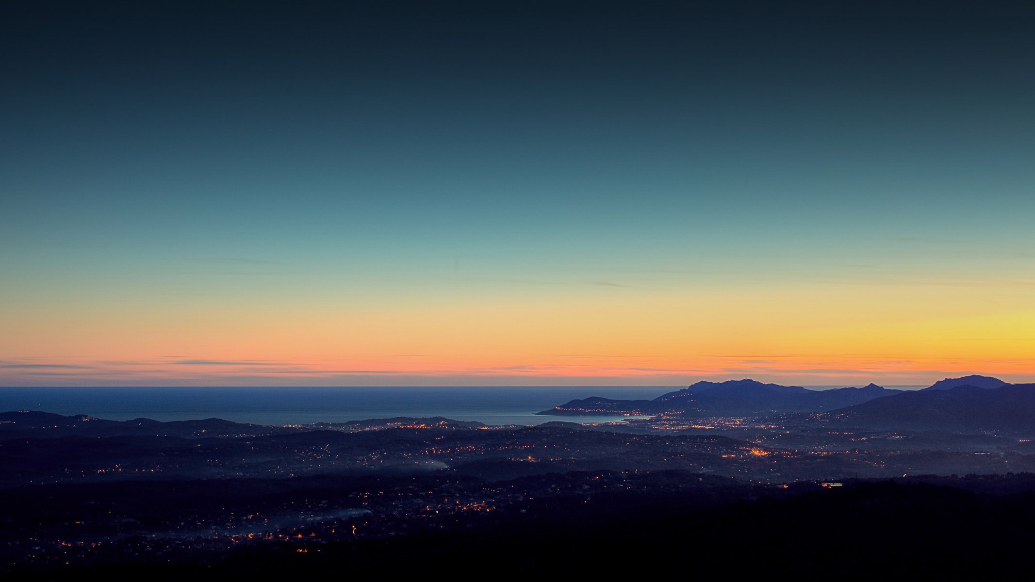 full hd 2560x1440 städte landschaften nacht abend zuhause lichter küste küste licht italien