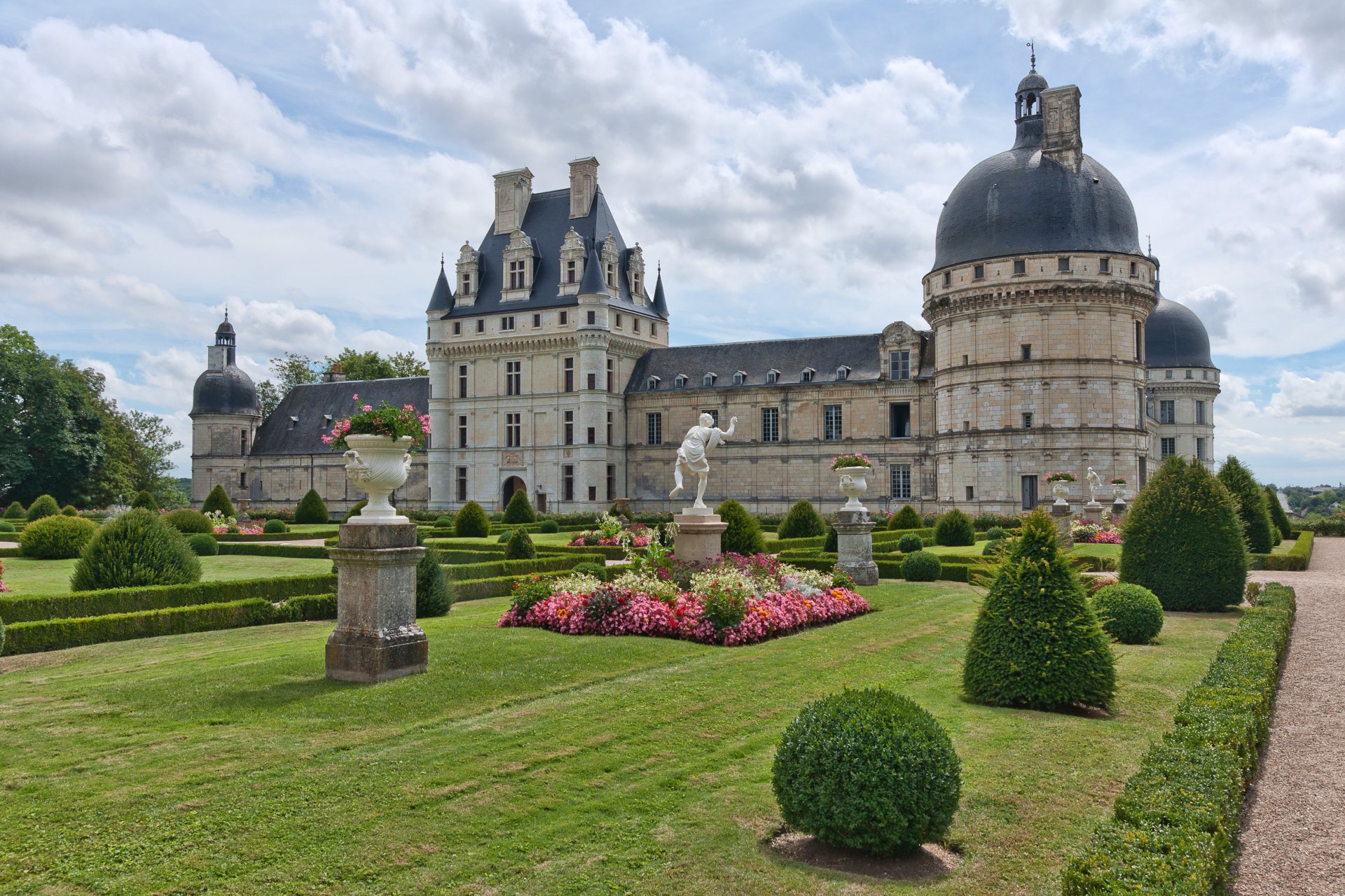 castillo valence departamento endre francia